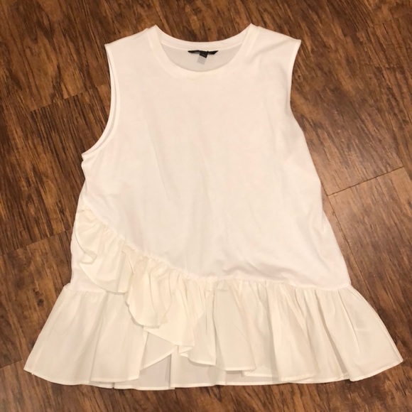 Banana Republic Tops - Banana Republic ruffle tank